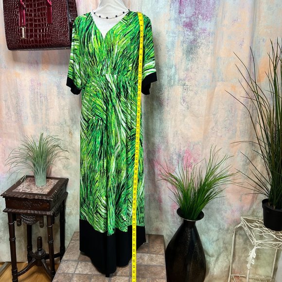 📌Studio AA  Deep Back V-Neckline Short Sleeves Maxi XL Dress - Picture 6 of 14